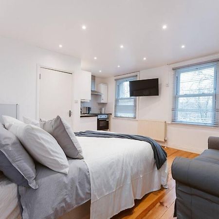 Your Lovely Studio Flat- West3 London Ngoại thất bức ảnh
